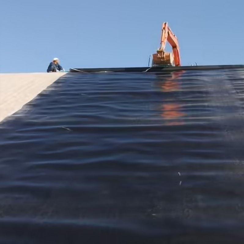 鱼塘防渗膜加厚hdpe覆合防渗土工膜鱼池防水土工布池塘专用防水布