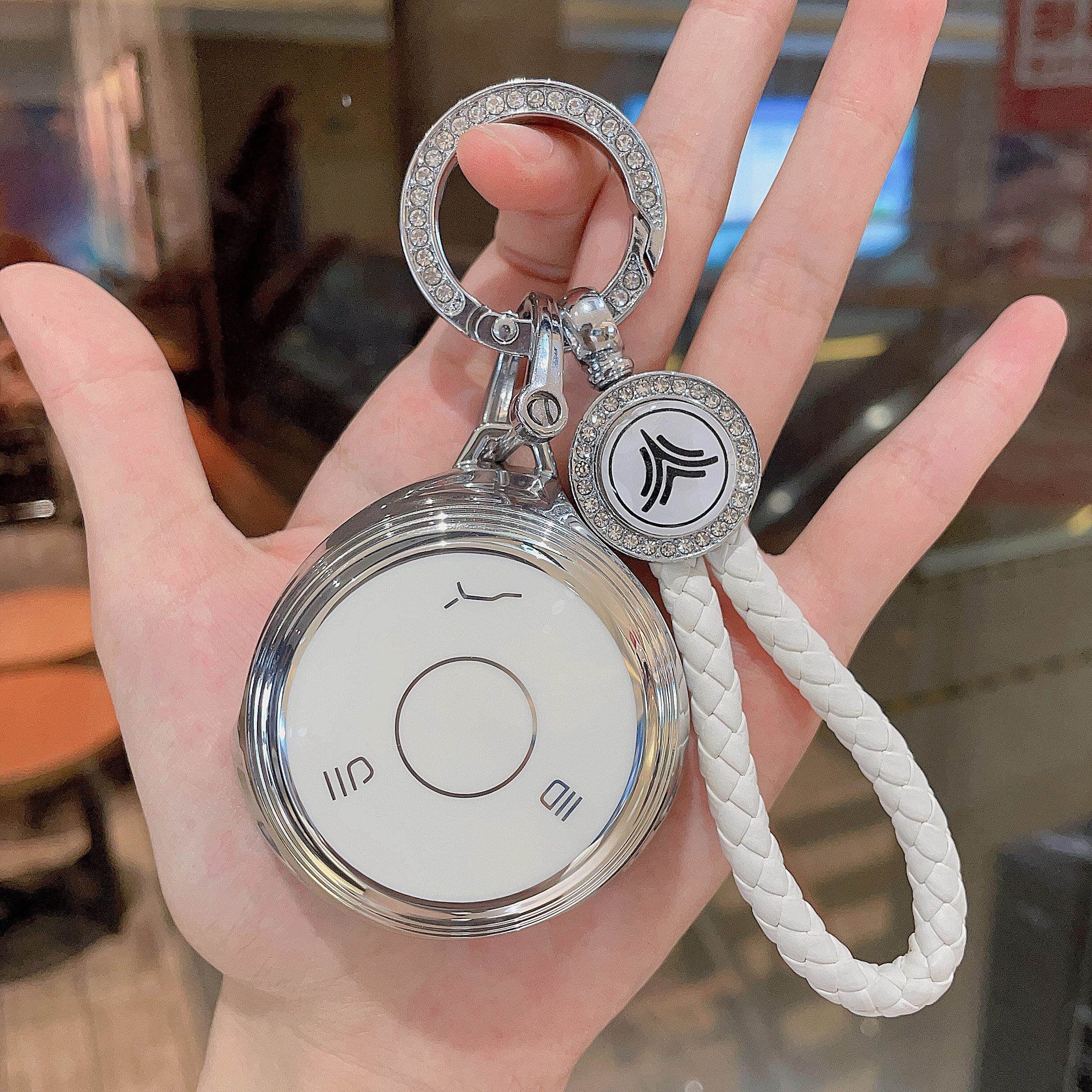 哪吒v钥匙套高档2022款哪咤UPro新能源汽车钥匙壳男女全包镶钻扣