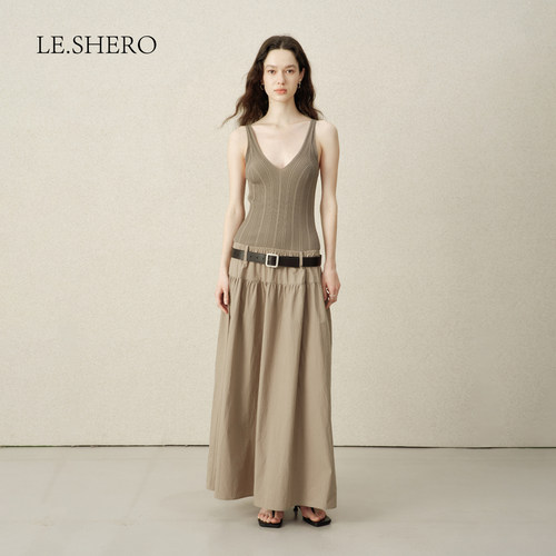 LE.SHERO毛织拼接吊带连衣裙