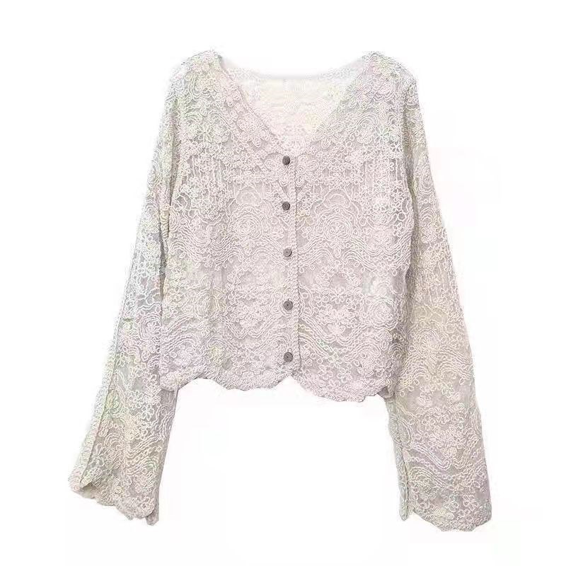 2022年初春新款m洋气v领钩花镂空开衫蕾丝罩衫长袖韩版宽松防晒衣