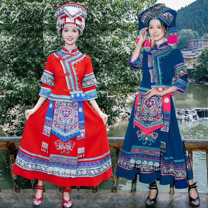 56个少数民族服装女苗族演出服