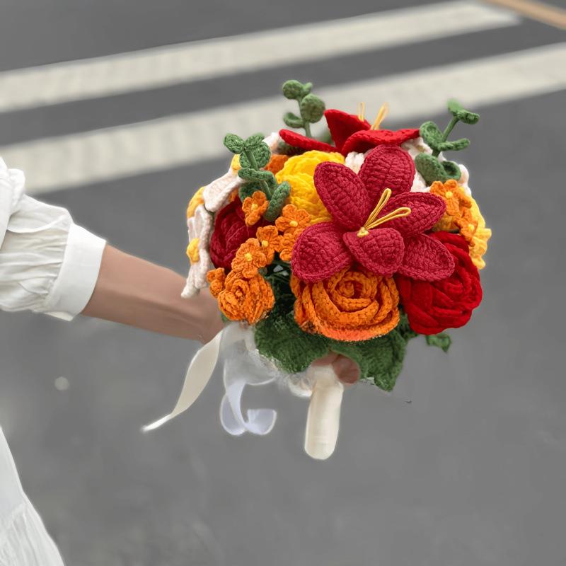 新款高档结婚新中式婚礼仿真百合订婚手捧花手工毛线编织针织花束