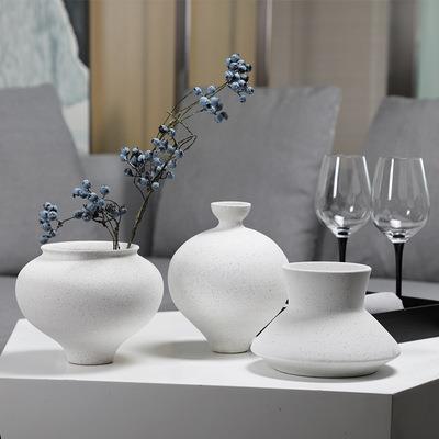 现代北欧风简约陶瓷花瓶插花器摆件样板房售楼处酒店别墅软装饰品