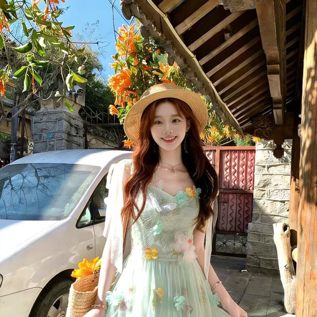 绿色v领收腰长款花朵网纱吊带连衣裙女夏季法式复古a字裙子