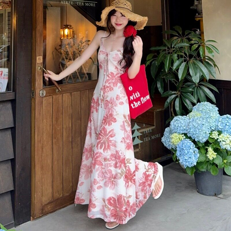 实拍实价~ 夏季2026新款法式巨好看红色长裙海边度假吊带连衣裙女