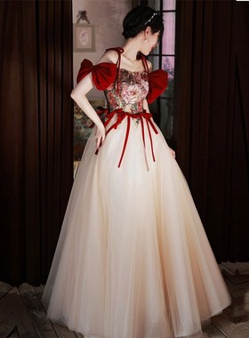 网纱吊带晚礼服裙法式轻奢高级感蓬蓬裙黑色主持人艺考在逃公主裙