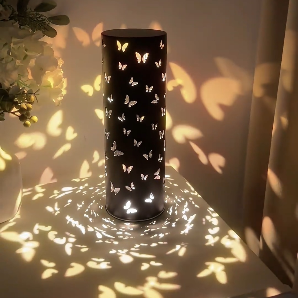 氛围灯立式蝴蝶客厅落地灯直播投影墙角温馨卧室灯床头沙发设计师