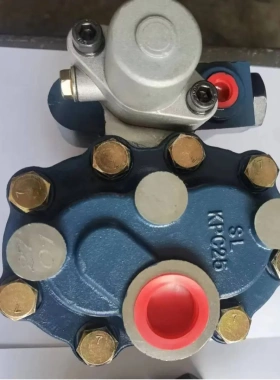 自卸车齿轮泵KPC25 起斗泵 黎明自卸车泵 TL8取力器 油泵