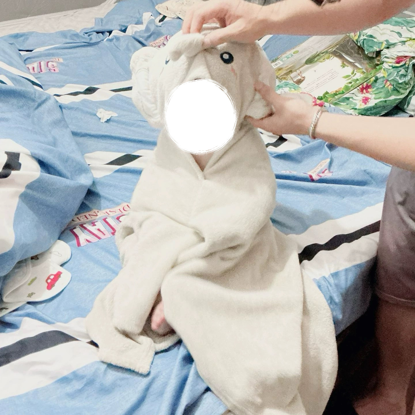 小象可爱连帽婴儿浴巾珊瑚绒加厚新生儿童披风斗篷浴袍宝宝洗澡