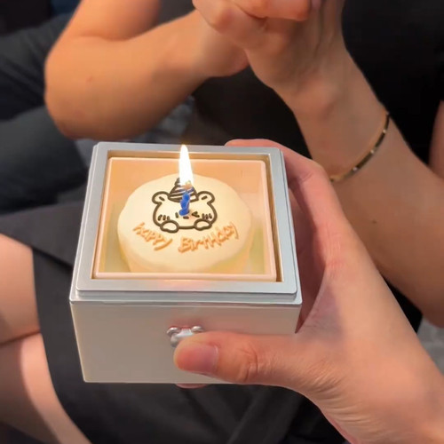 自动款可爱小熊旋转礼物盒蛋糕蜡烛戒指盒情人节生日礼物送母亲