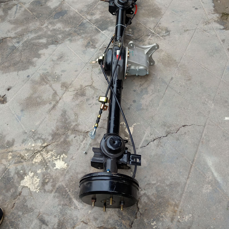 雷丁汉唐比德文众新海全雷军心爱电动汽车轿车后驱后桥压包变速箱