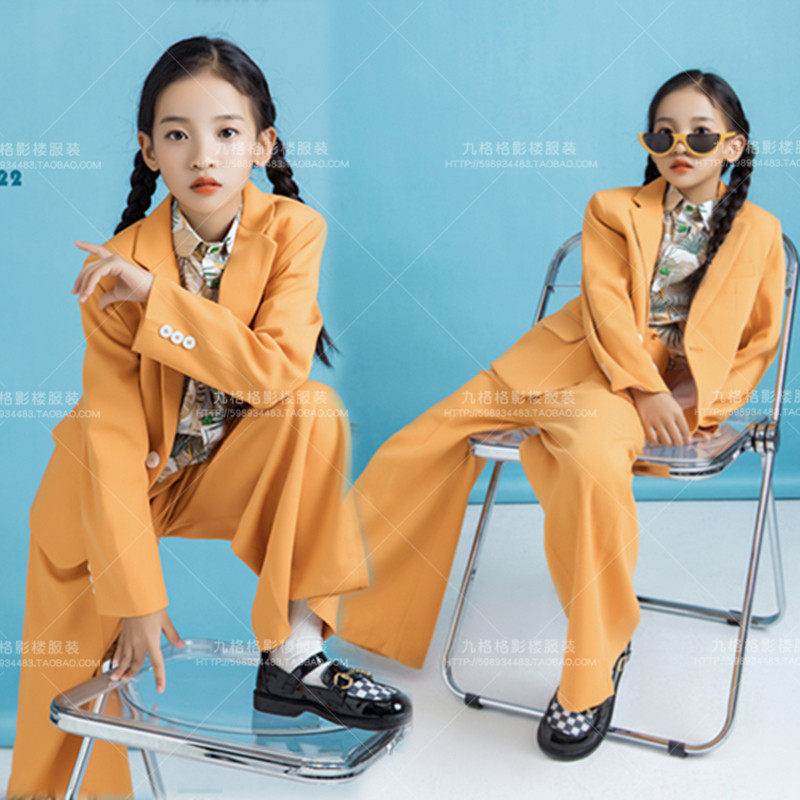 潮童8090年代旧时光走秀复古港风演出服儿童摄影服装拍摄橘色西装