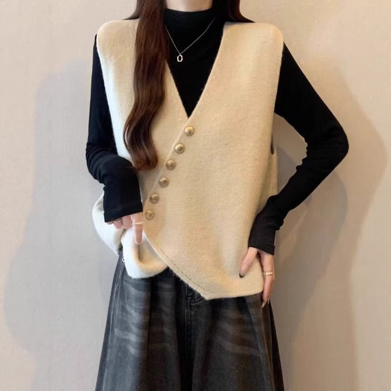 高级感V领针织衫马甲女2026秋新款大码胖mm不规则叠穿背心上衣