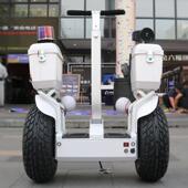 巡逻越野自平衡车智能体感电动两轮成年儿童代步沙滩超大轮胎