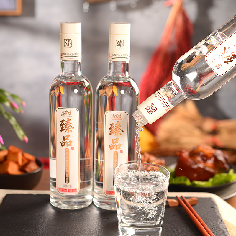 荒友情臻品北大荒52度纯粮发酵白酒0添加整箱500ml*6瓶正品保障