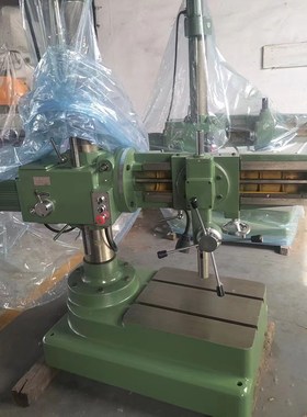 3732/3132万向摇臂钻万向摇臂钻Z3732自动P进刀摇臂钻床立式摇臂