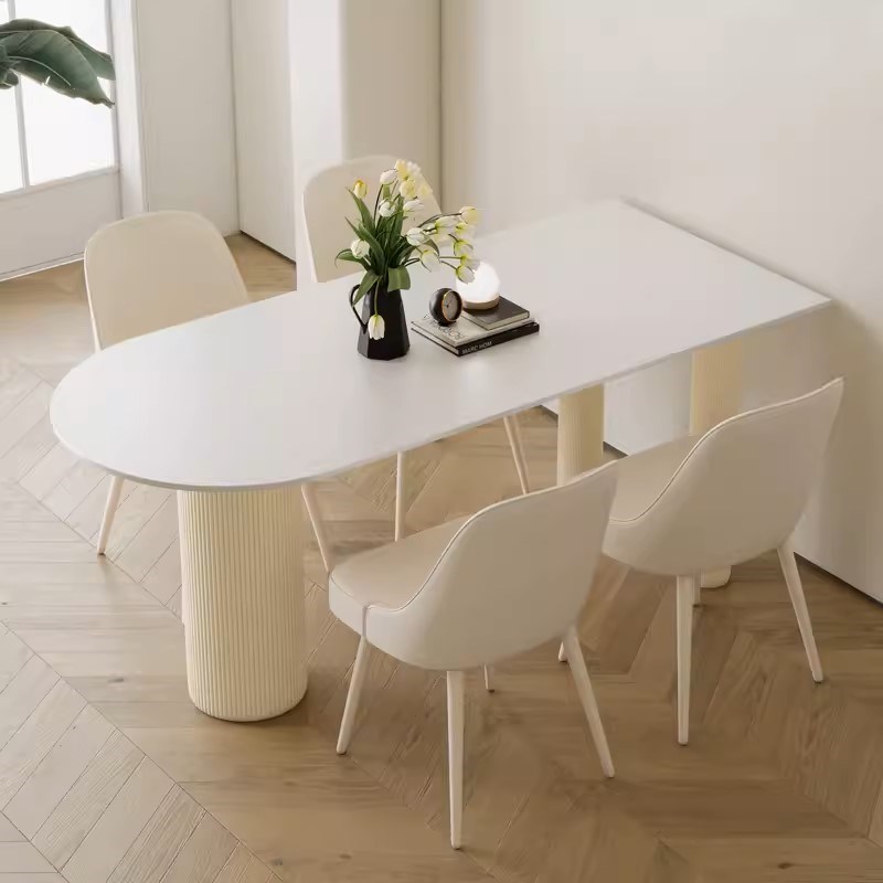 简约奶油风岩板岛台餐桌小户型餐厅家用轻奢现代半V圆弧餐桌椅组
