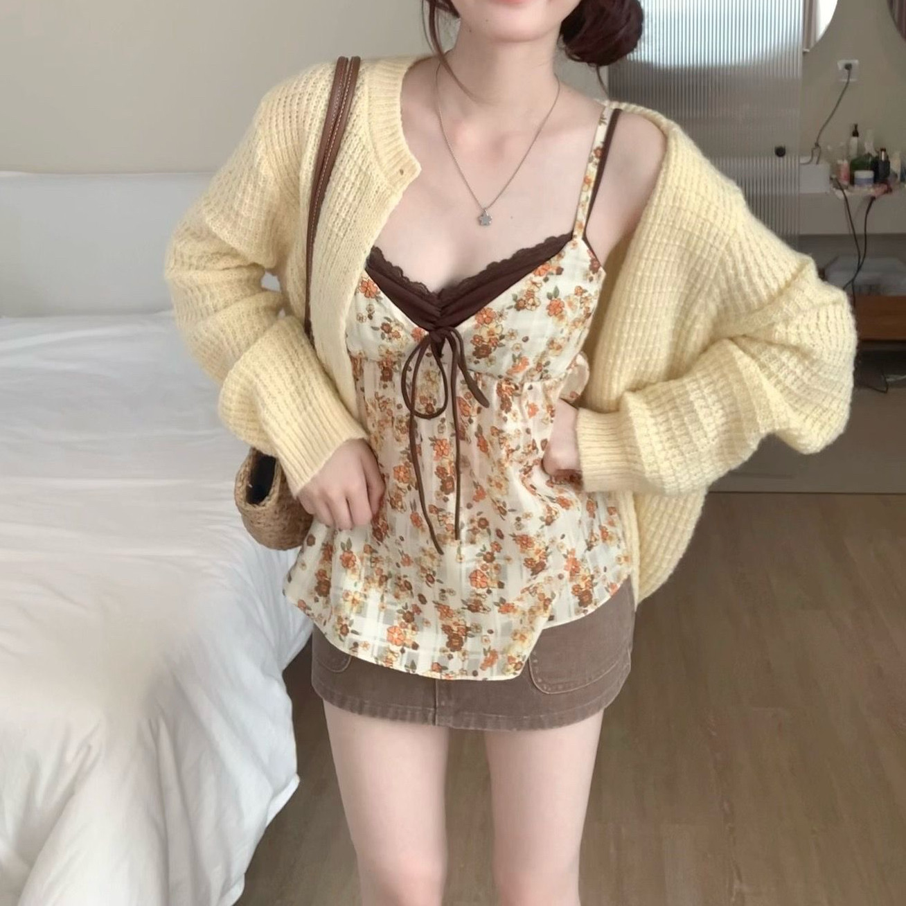 甜美气质套装甜辣少女氛围感碎花抹胸吊带女春修身显瘦针织开衫