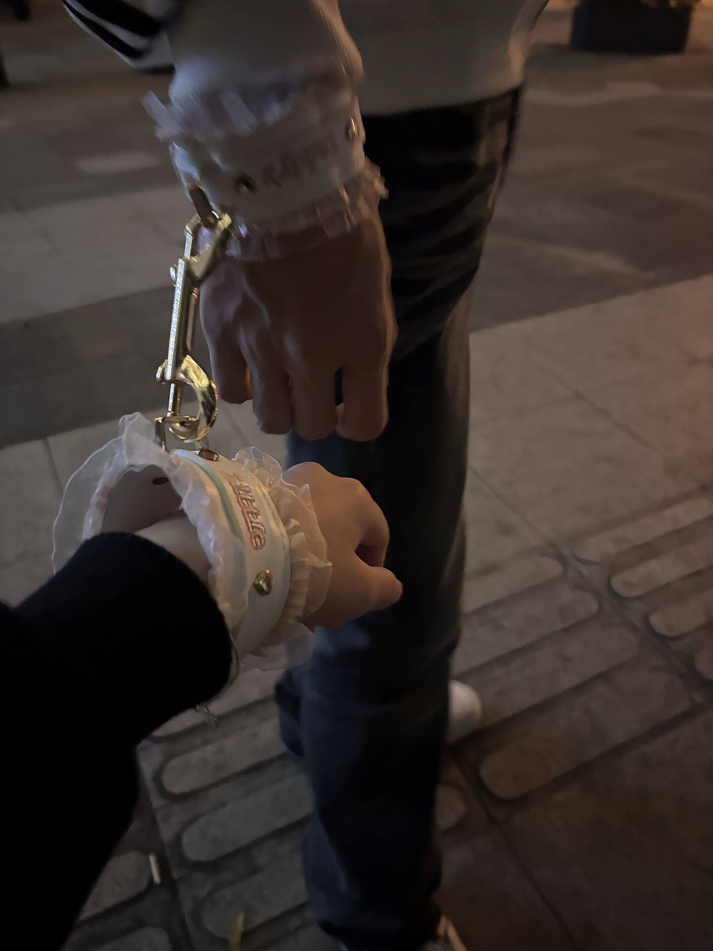 情侣束缚手环套装可爱蕾丝时尚饰品手环炫酷百搭