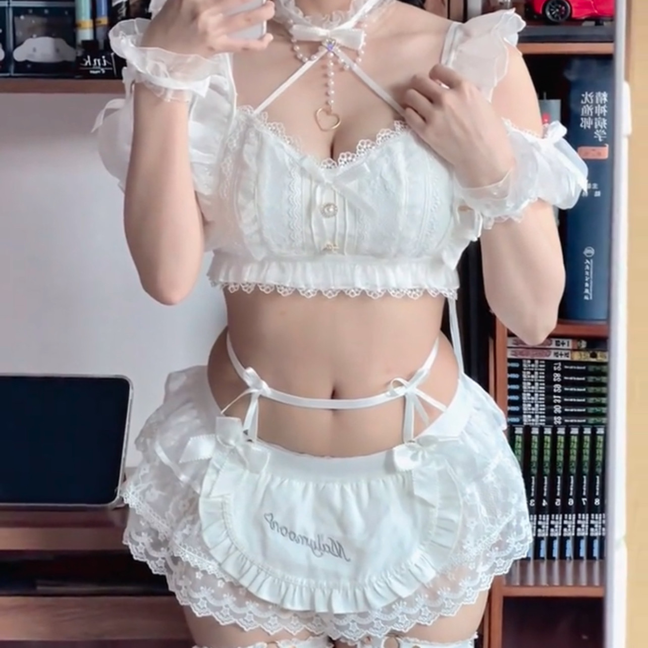 纯欲风2026蝴蝶结短款上衣低腰短裙两件套新款软妹少女感甜美可爱