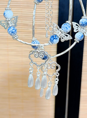 爆款青花瓷配色古风祥云流苏手链女小众设计新中式平安福牌