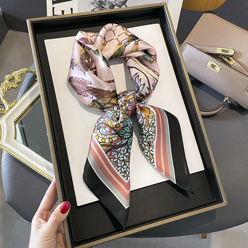 法式优雅小碎花丝巾油画花卉款印花70桑蚕丝小方巾百搭装饰款真丝