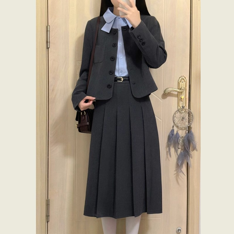 学院风灰色西装套装n女春秋新款气质西装短外套百褶半身裙两件套