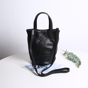 高级感红色水桶包女真皮手提包小众单肩斜挎包牛皮婚礼迷你小包包