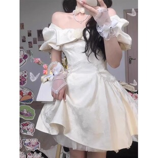 在逃公主方d领白色泡泡短袖连衣裙女2025春夏超仙度假气质网纱短