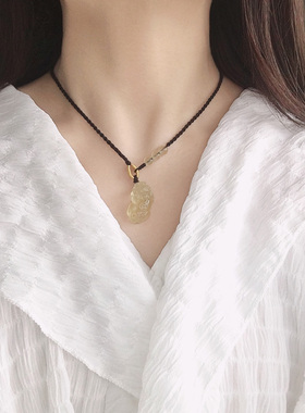 黄水晶貔貅项链女款锁骨链2023新款爆款招财情侣水晶黑编绳吊坠男