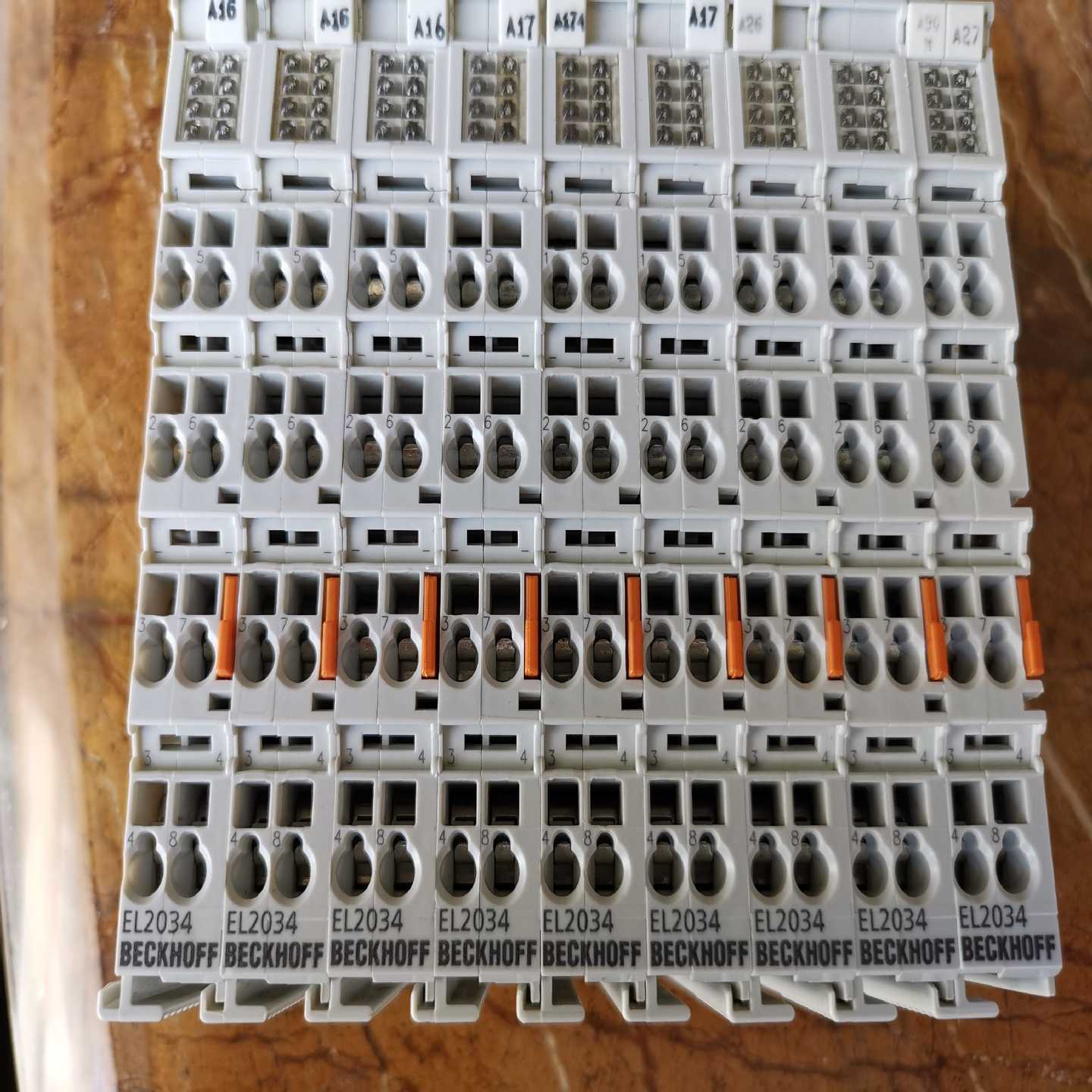 询价~倍福四通道数字输入模块EL2034共十四片。外观完好，功