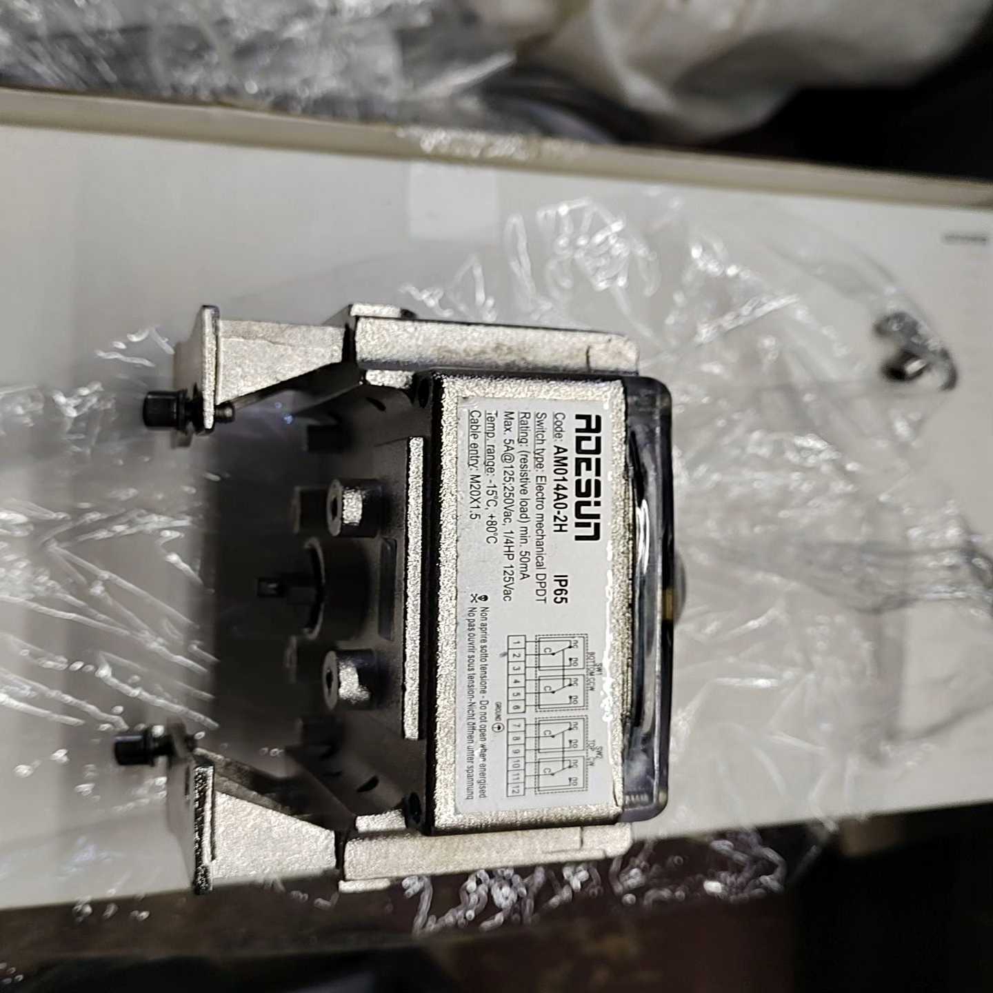 SOLDO限位开关AM014A0-2H（咳咳电子）