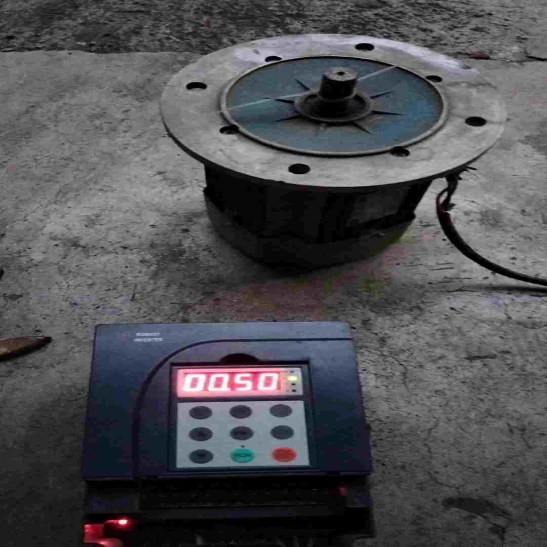 议~乐邦ROBUST变频器LB60CZ-4T0037BE