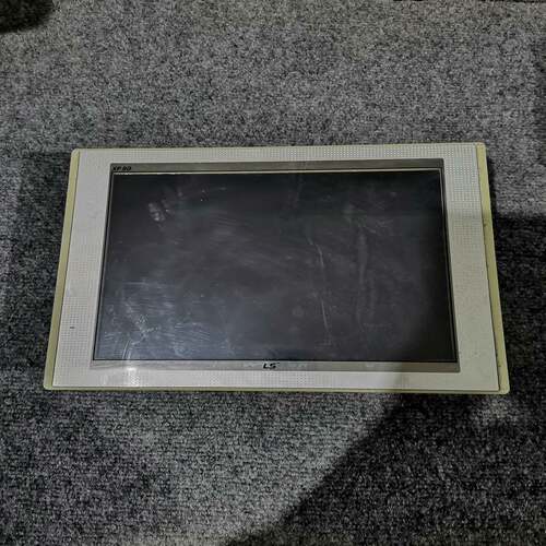 (询价)LS触摸屏XP80-TTA/AC，成色如图，透明膜还