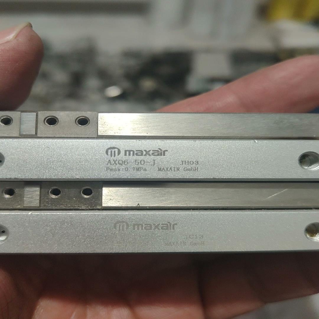 maxair气缸AXQ6-50-J，9新以上，2个。~询价