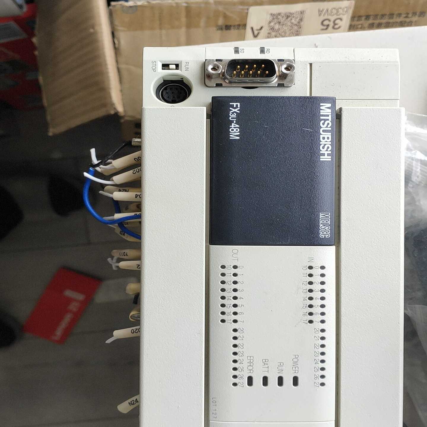 三菱fx3u 48mt 95成新，功能正常。用[浩蓉商户]