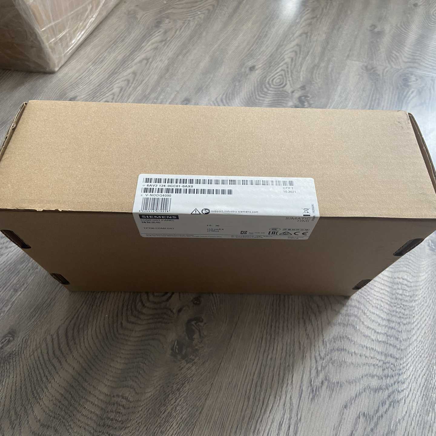 询价~触摸屏6AV2124-0GC01-0AX0 6AV2 124