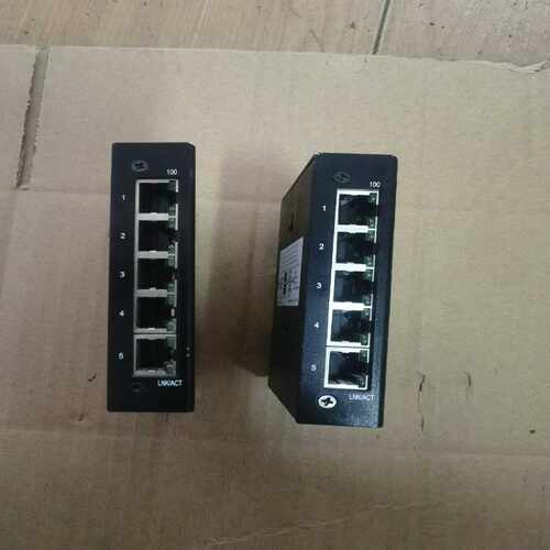 （贝贝商铺）万可交换机852-111  5口交换机  dc24供电  2