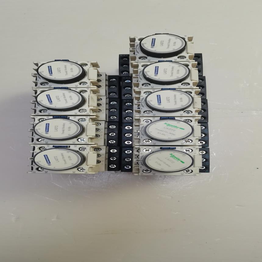 询价~原产新款法国正面按装接触器用延时器LADT2    0