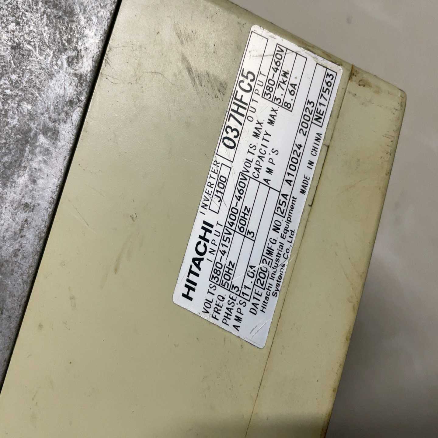 日立变频器J100-037HFC5实物图功能正常。~询价