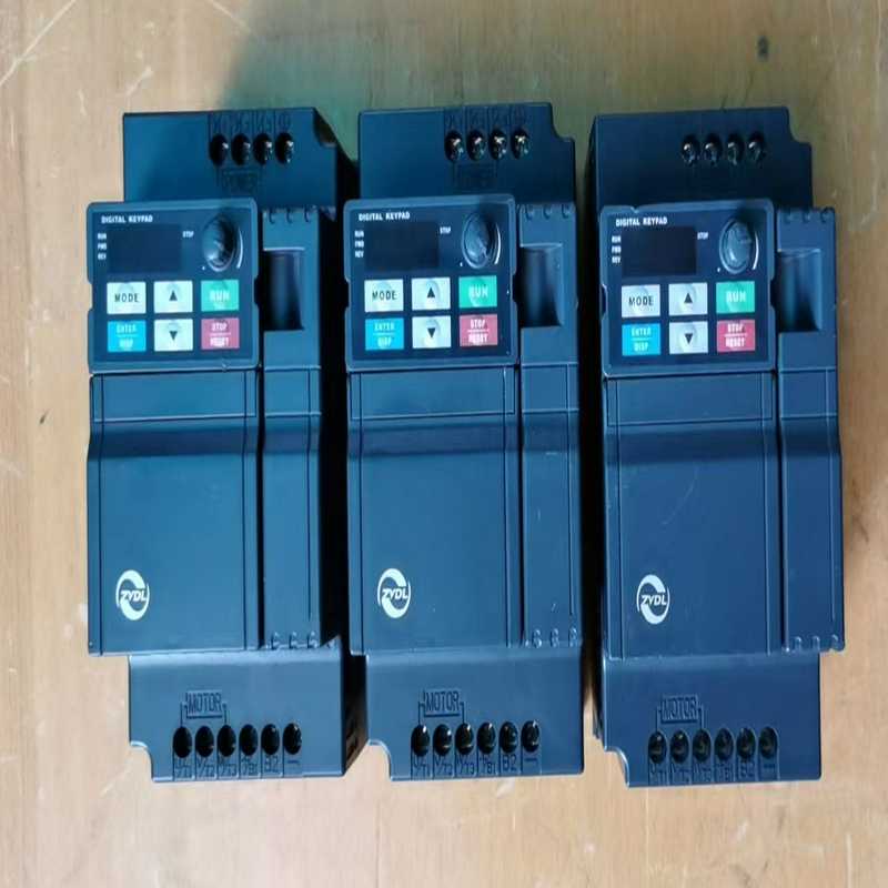 询DF800-H0030T3B380V3KW变频器