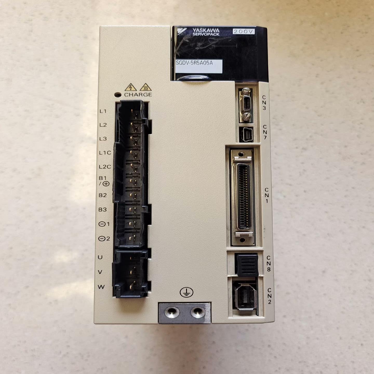 安川驱动器 SGDV-5R5A05A 750W  实（佳毅工控）