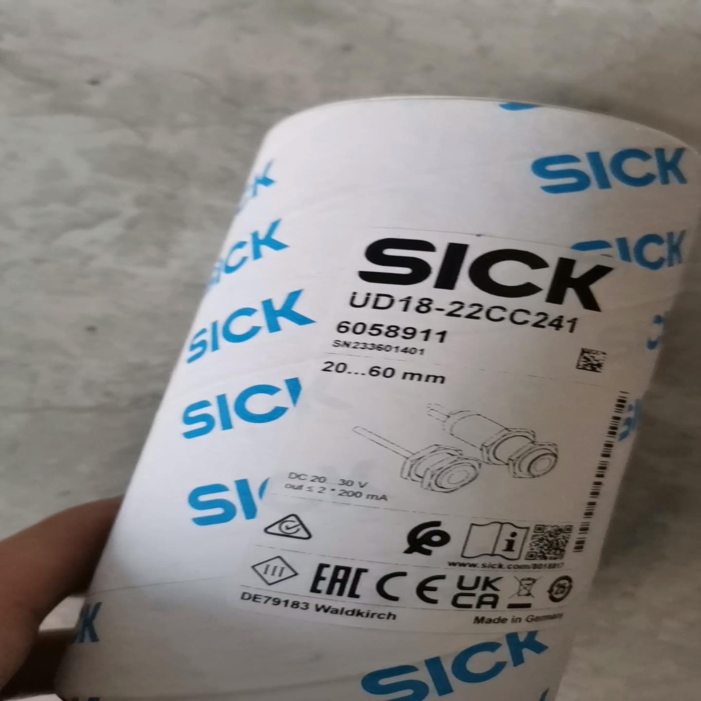 德国sicK超声波传感器uD18-22cc241(德峰商行）