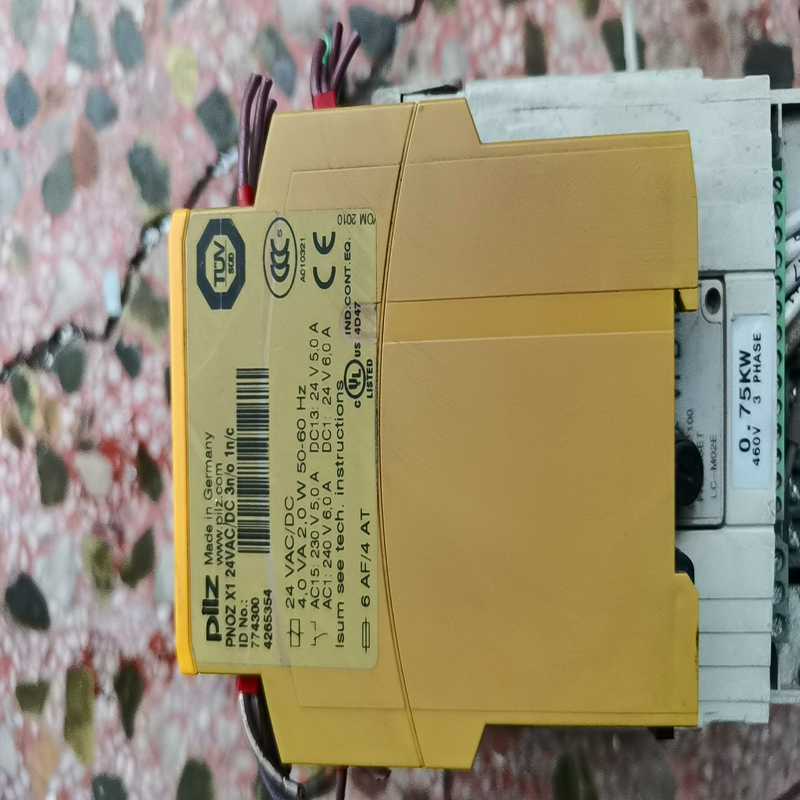 拆机皮尔滋  774300一个，成色如图，功能完好（耶耶电子）