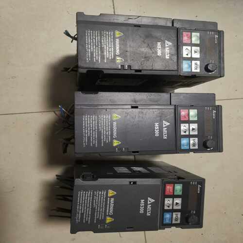 VFD5A5MS43ANAA有2个1.5kW有个有的划痕【卡奥电子】