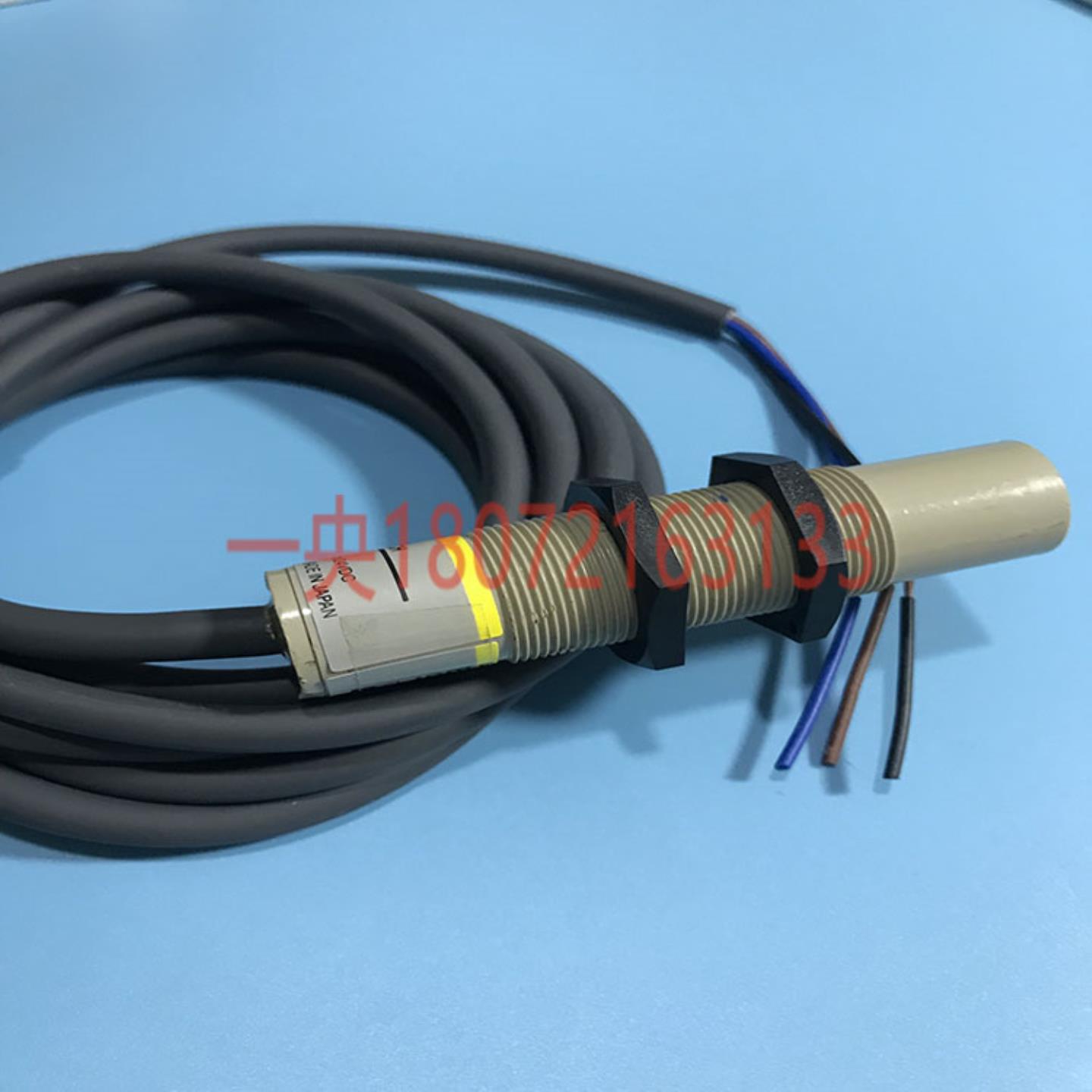 隆兴日本 电容式接近开关传感器E2K-X8ME1三线E2K-X8ME2*