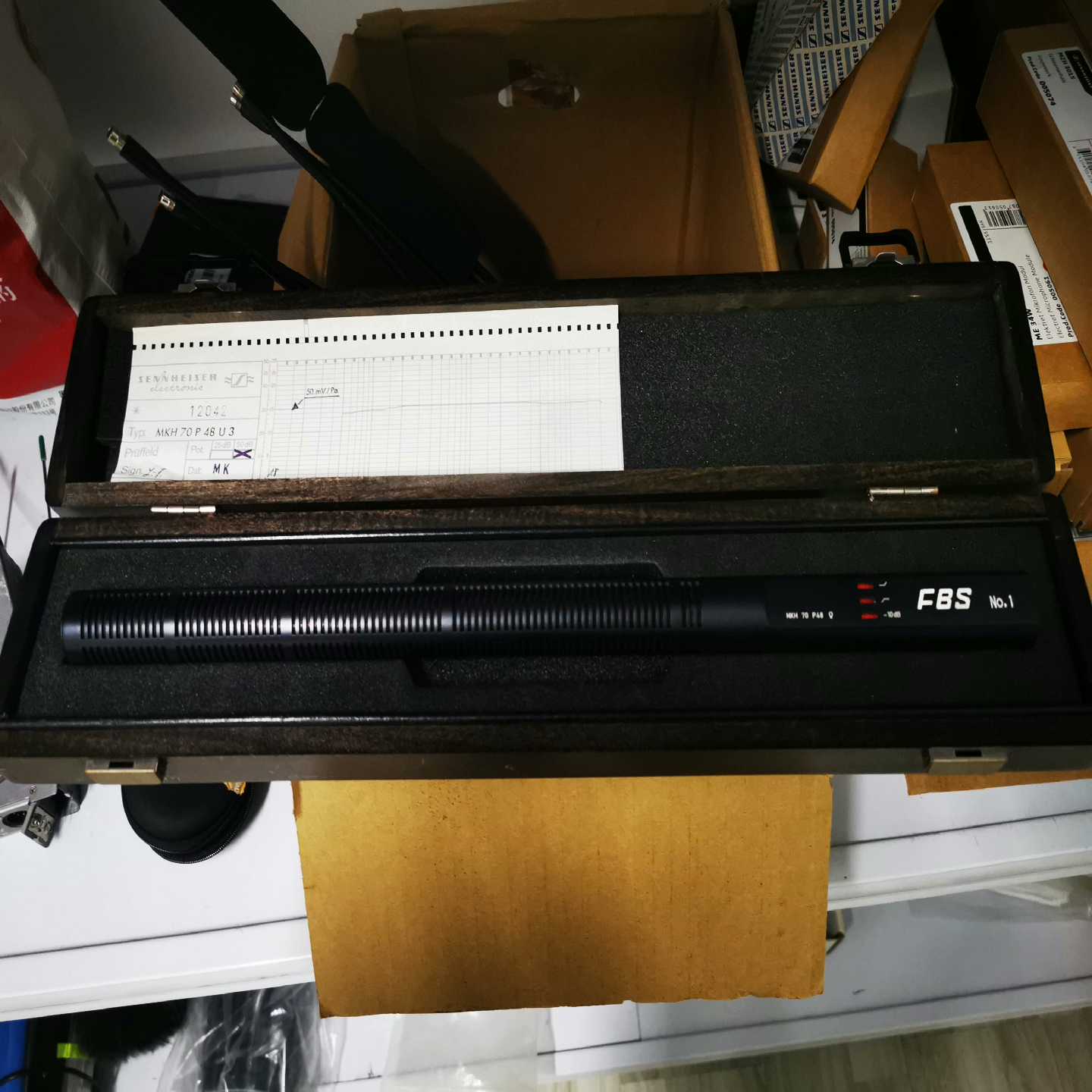 Sennheiser MKH70，如图。99新，带FBS标。[浩蓉商户]