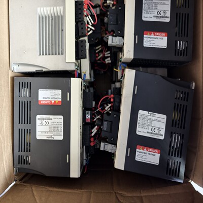 LXM23AU01M3X伺服驱动器100w LXM23~询价
