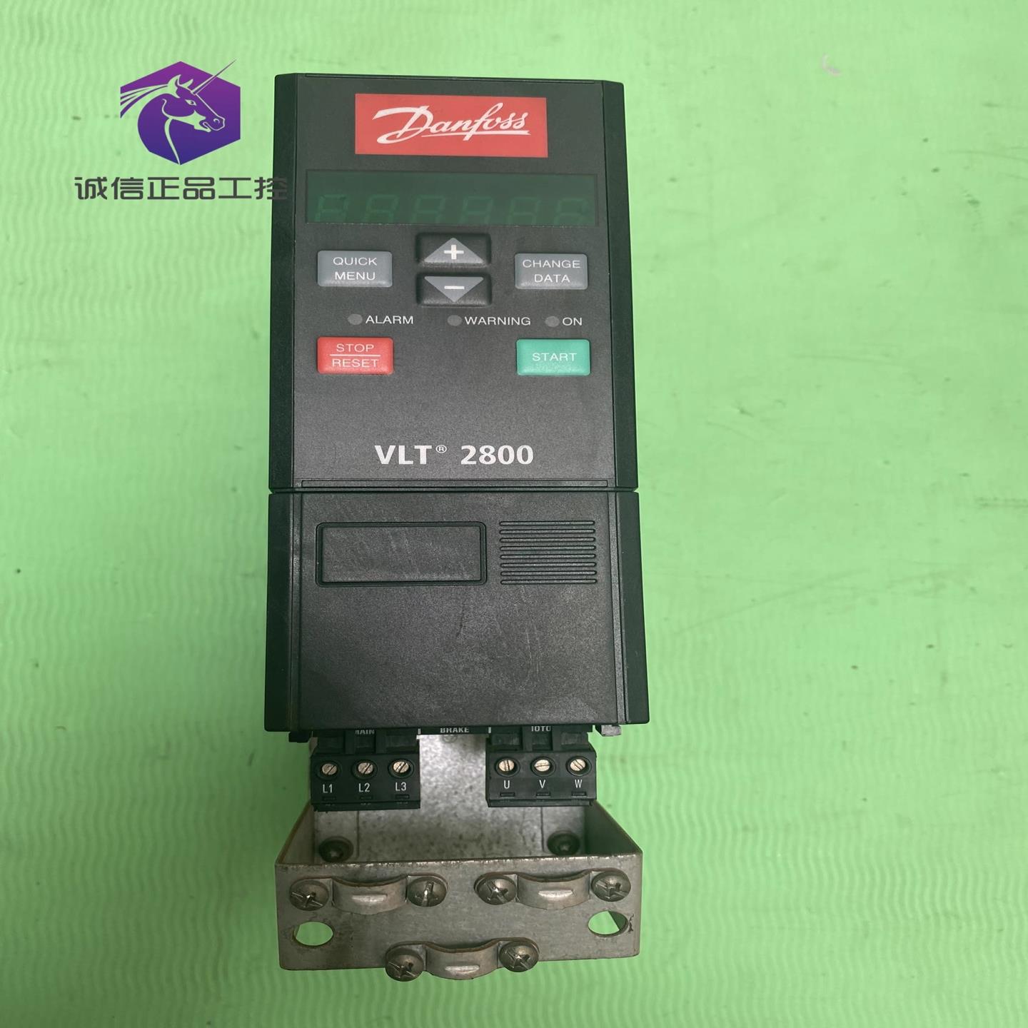 询价拍~丹佛斯变频器VLT2805PT4B20STR1DBF00A0