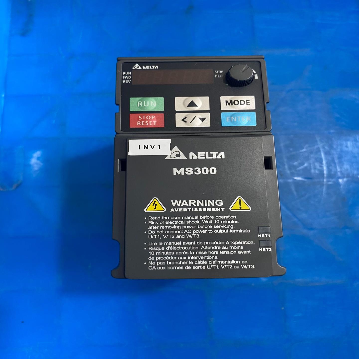 询价台达变频器，型号VFD2A7MS43ANSAA，功能正常，实议价